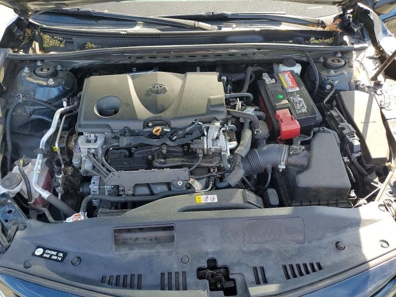 2019 TOYOTA CAMRY SE 11
