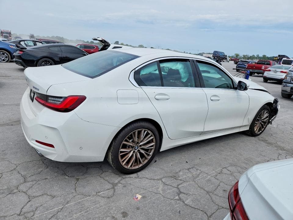 2024 BMW 330I 3