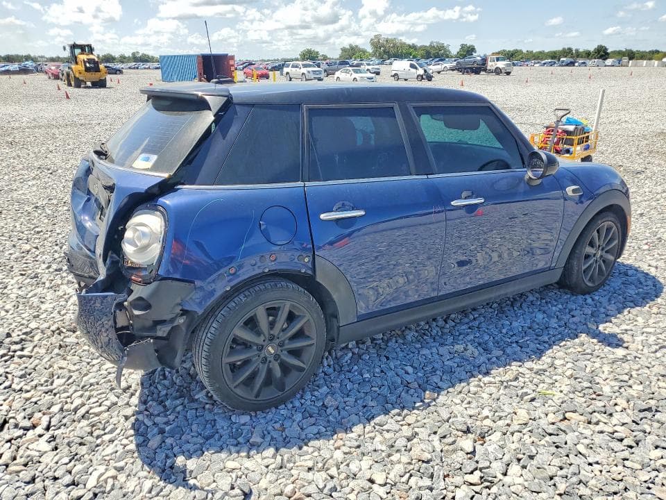 2017 MINI COOPER 3