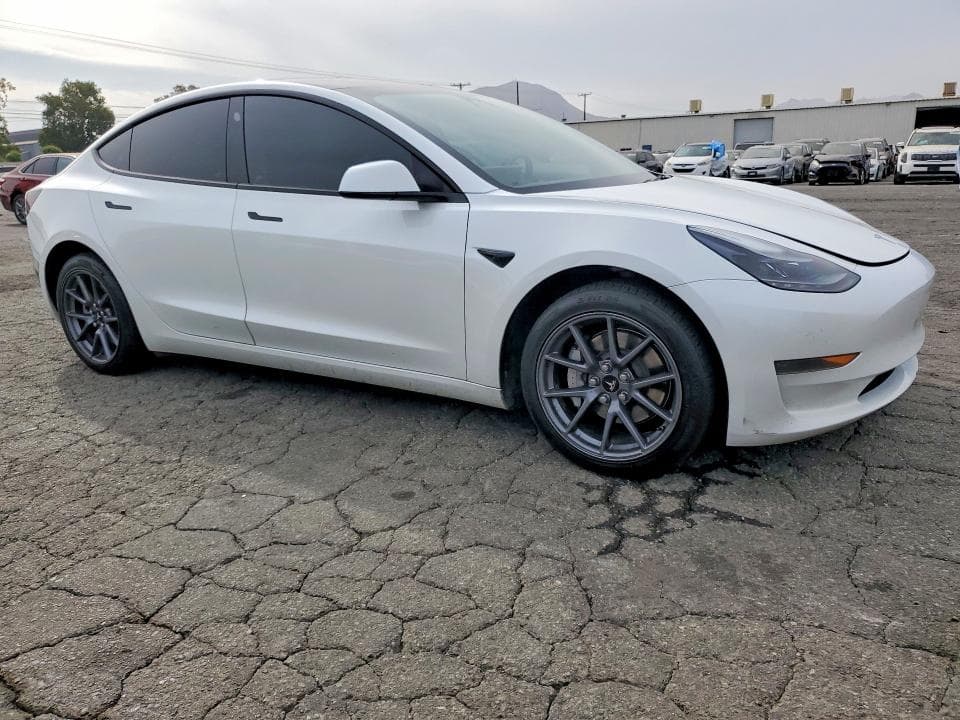 2023 TESLA MODEL 3 4