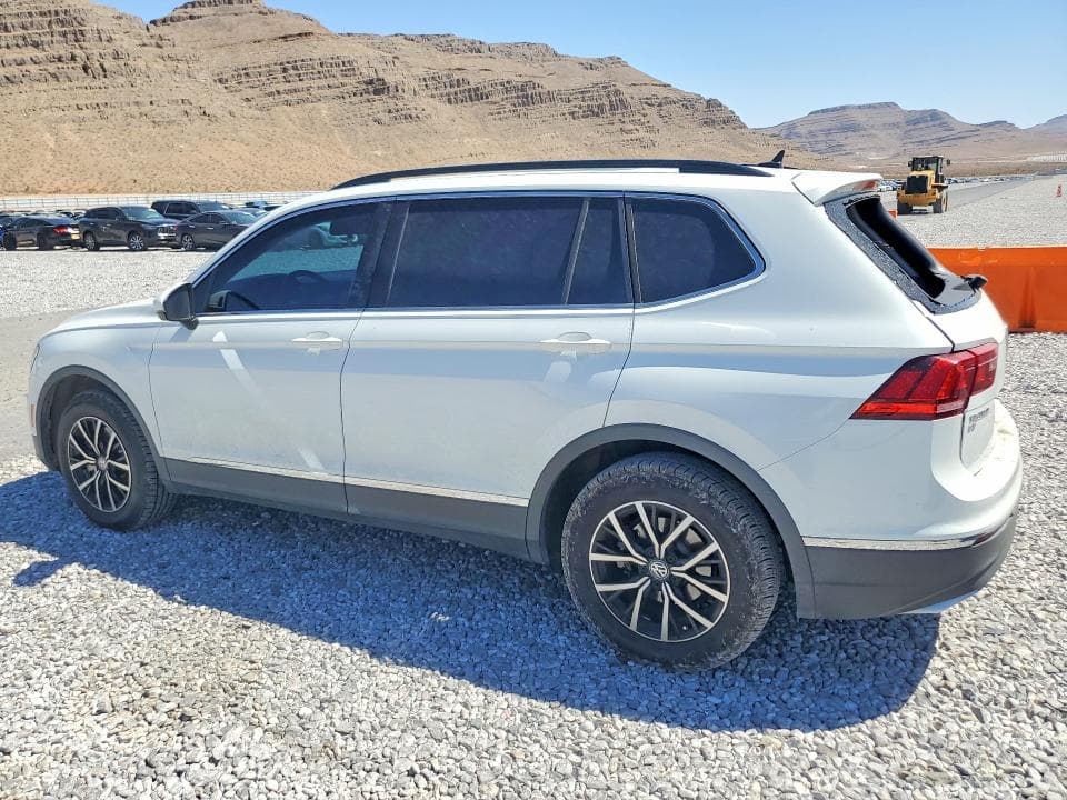 2021 VOLKSWAGEN TIGUAN SE 2