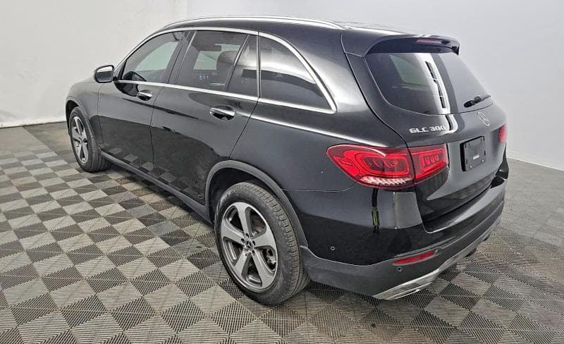 2022 MERCEDES-BENZ GLC 300 3