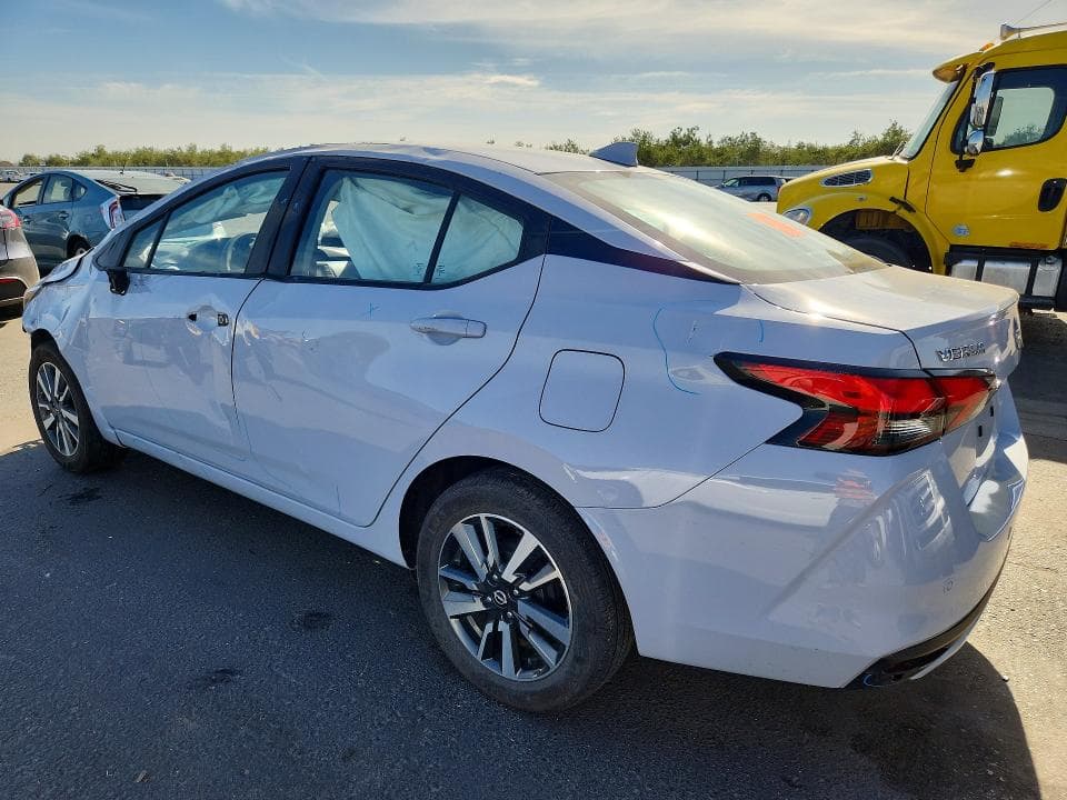 2025 NISSAN VERSA SV 2