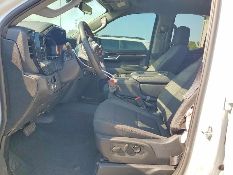2026 GMC SIERRA K1500 SLE 7