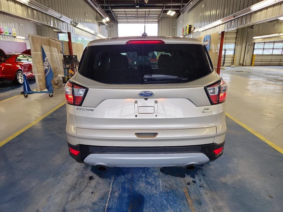 2017 FORD ESCAPE SE 6