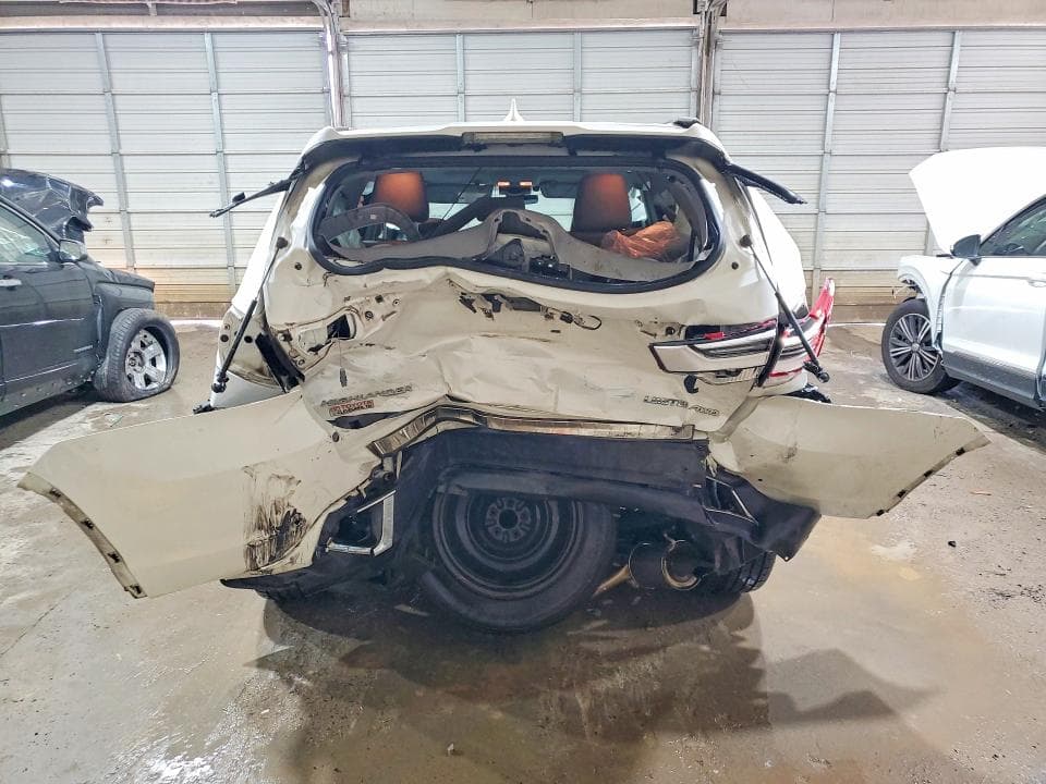 2019 TOYOTA HIGHLANDER LIMITED PLATINUM 6