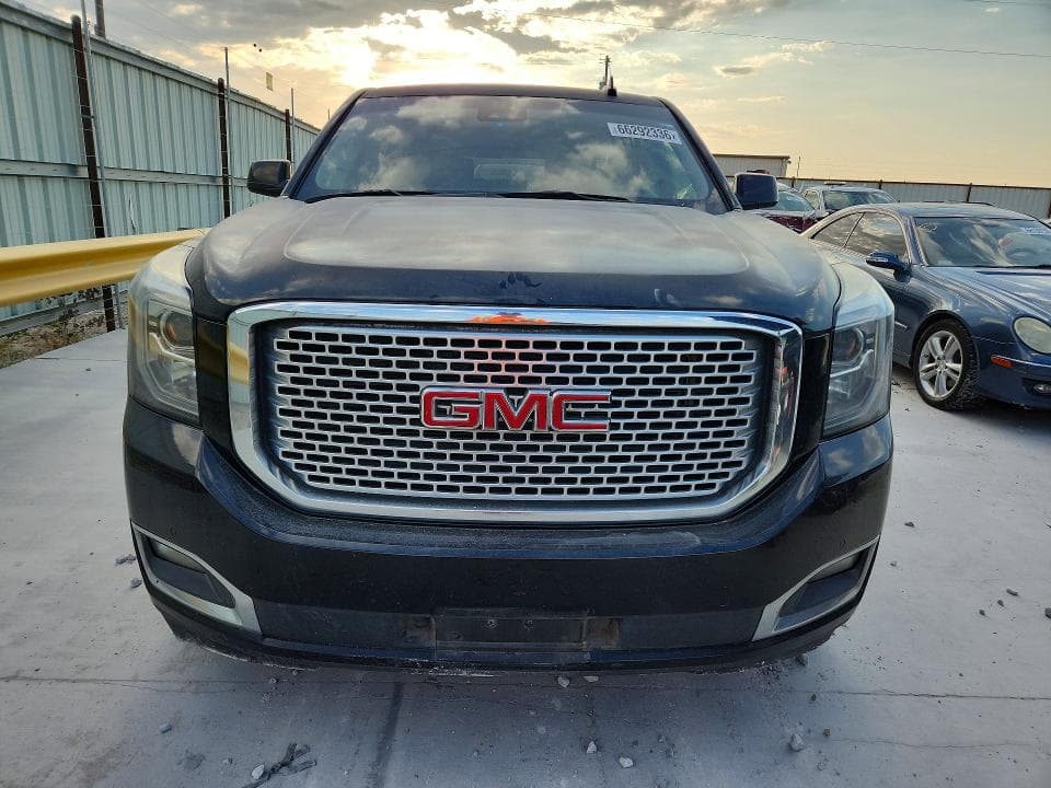 2017 GMC YUKON XL DENALI 5