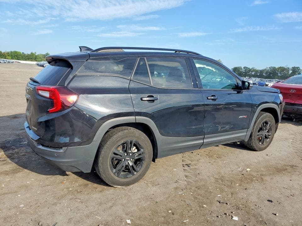 2024 GMC TERRAIN AT4 3