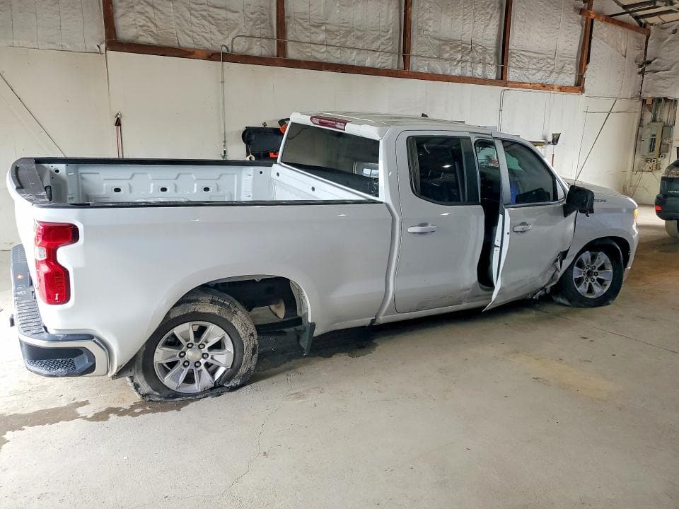 2023 CHEVROLET SILVERADO C1500 LT 3