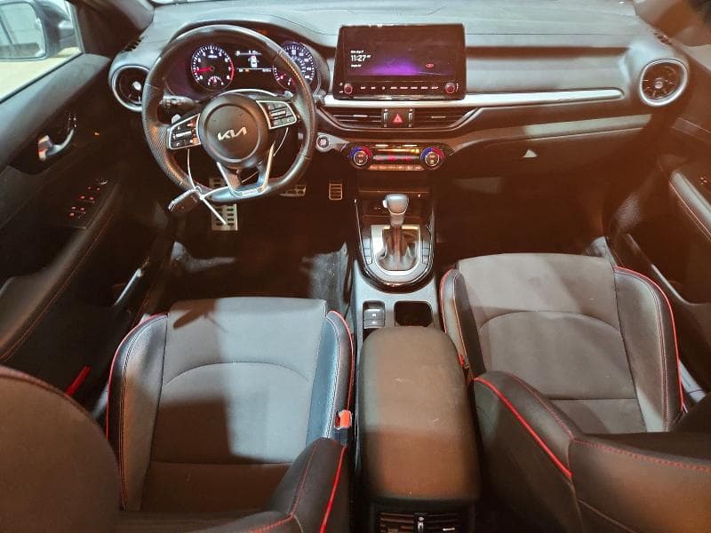 2023 KIA FORTE GT 8