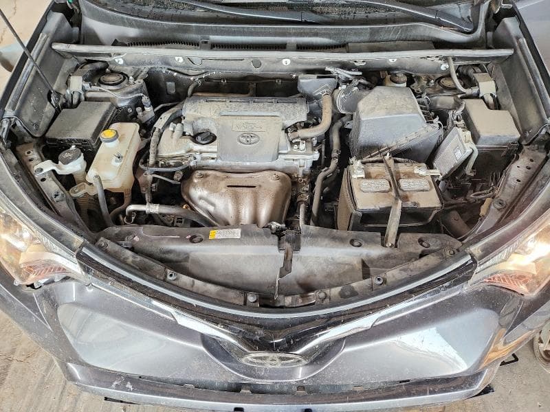 2018 TOYOTA RAV4 XLE 12