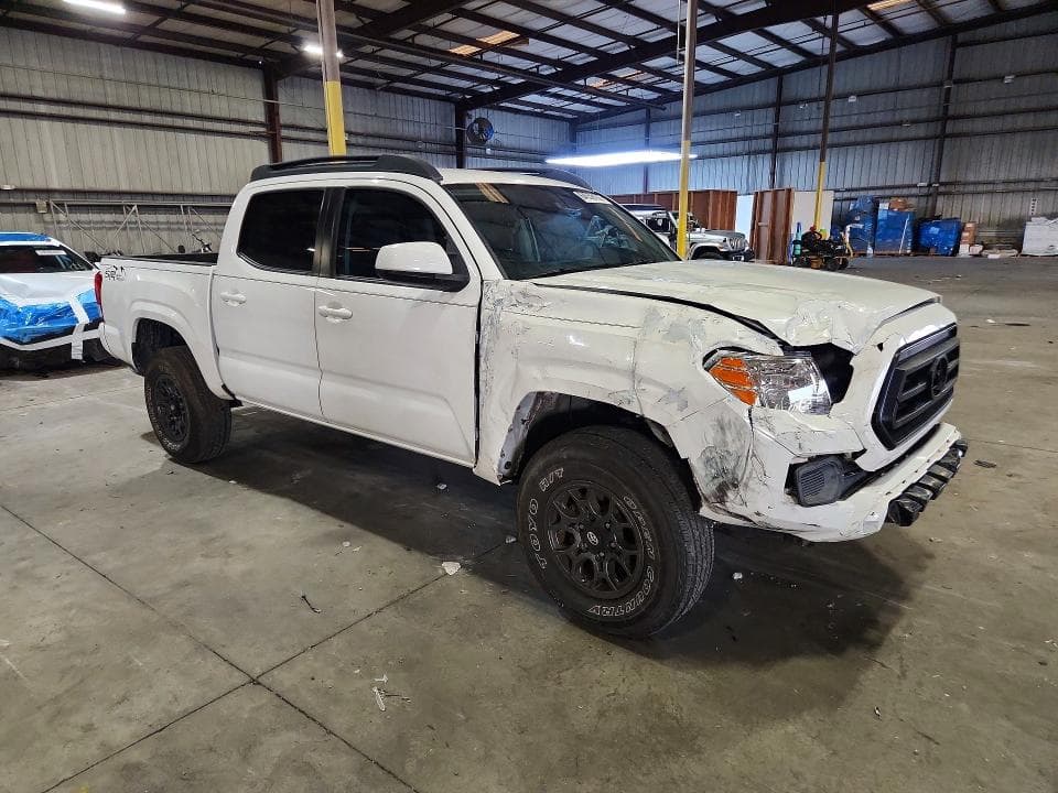 2020 TOYOTA TACOMA SR 4