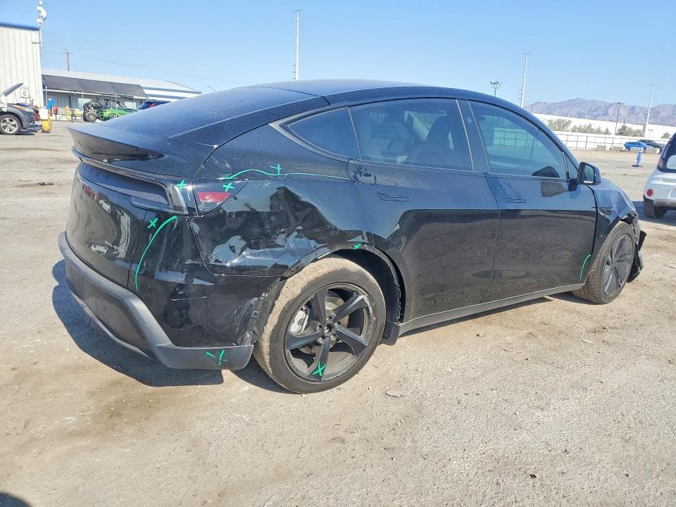 2026 TESLA MODEL Y 3