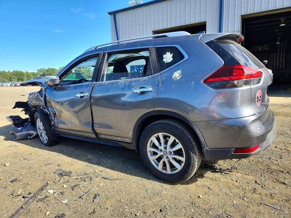 2018 NISSAN ROGUE SV 2