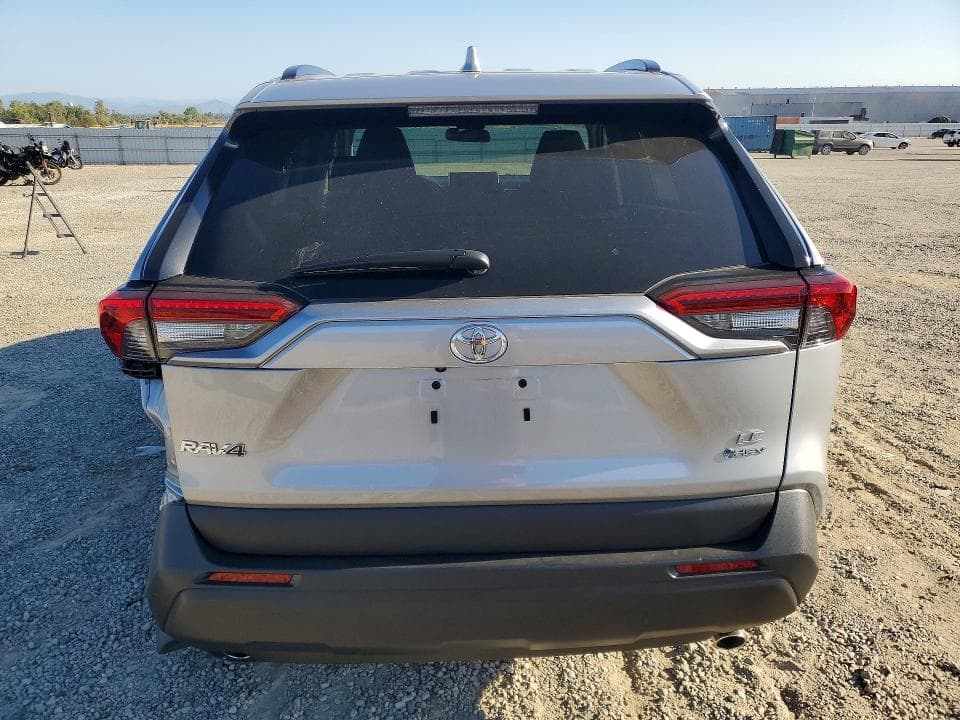 2025 TOYOTA RAV4 LE 6