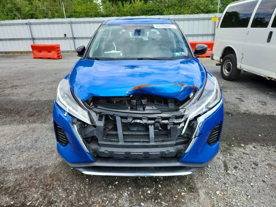 2021 NISSAN KICKS S 5