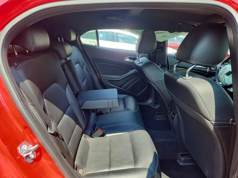2019 MERCEDES-BENZ GLA 250 11