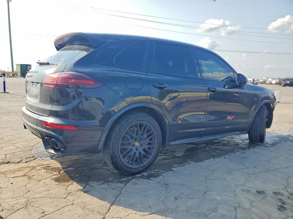 2017 PORSCHE CAYENNE GTS 3