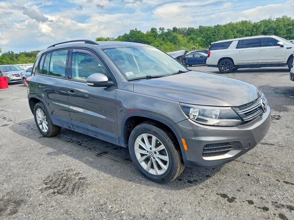 2018 VOLKSWAGEN TIGUAN LIMITED 4