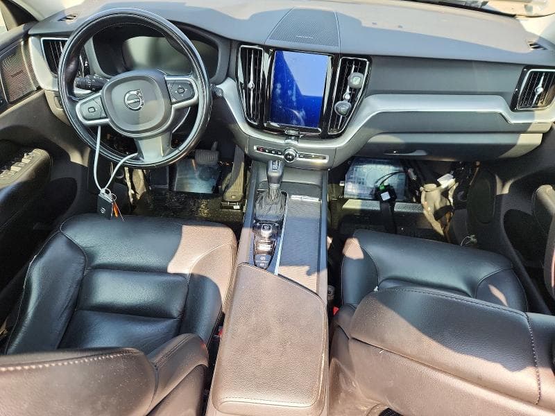 2019 VOLVO XC60 T5 8