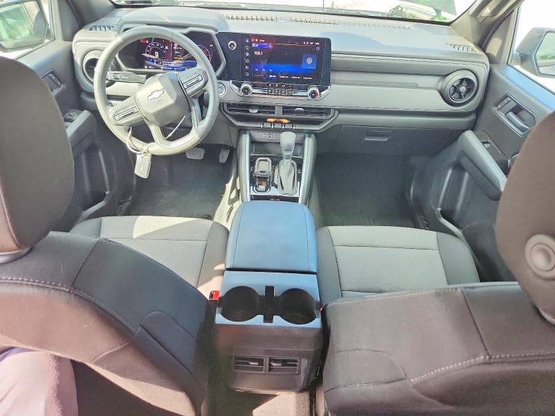 2025 CHEVROLET COLORADO 8