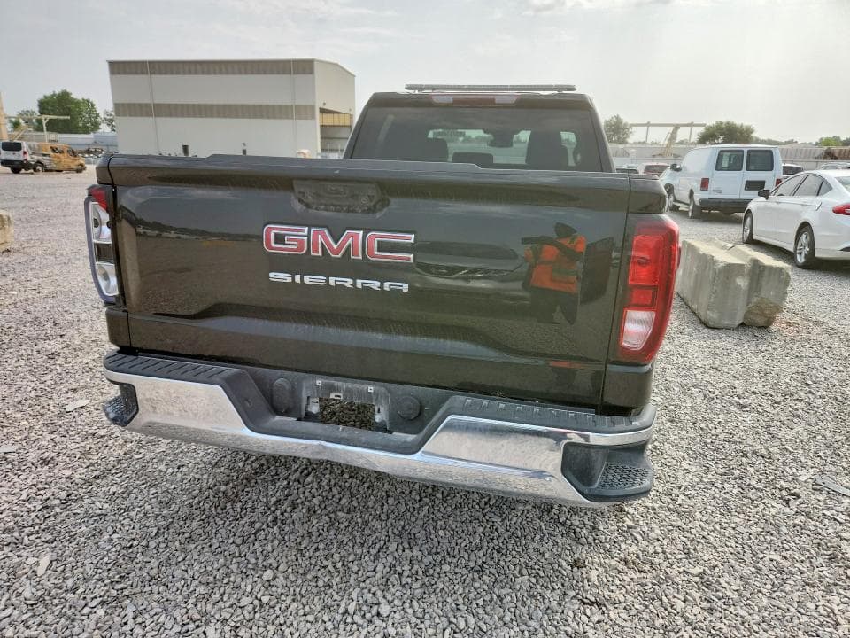 2025 GMC SIERRA K1500 6