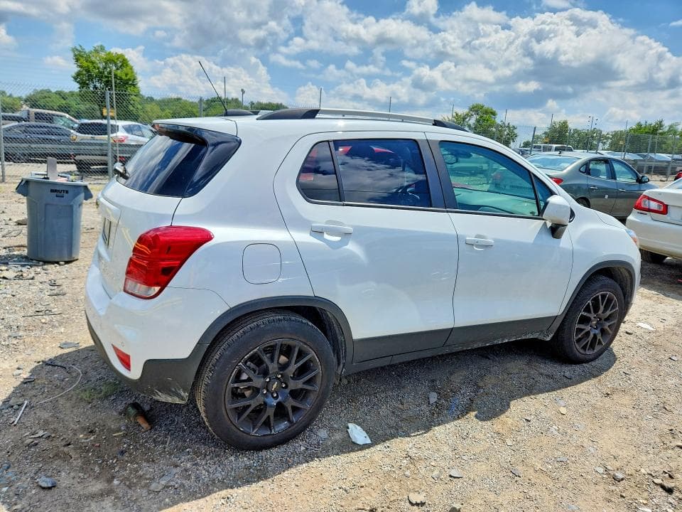 2022 CHEVROLET TRAX 1LT 3