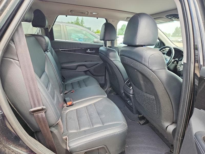 2019 KIA SORENTO EX 11