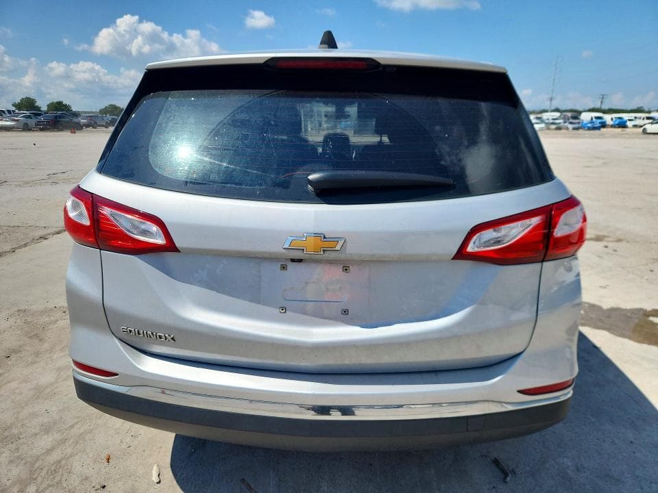 2018 CHEVROLET EQUINOX LS 6