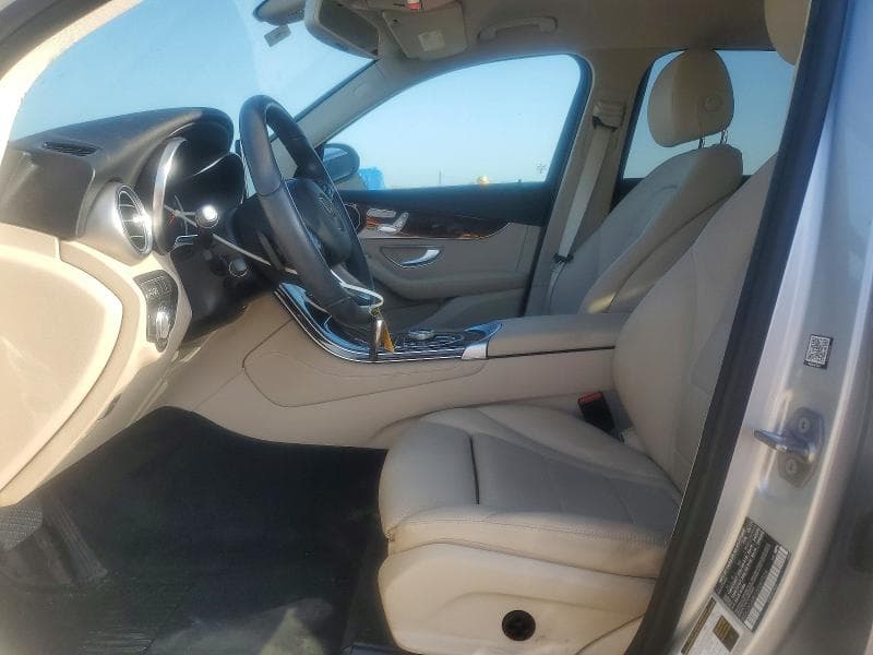 2018 MERCEDES-BENZ GLC 300 7