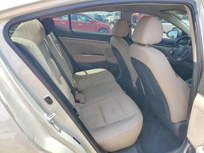 2017 HYUNDAI ELANTRA SE 10