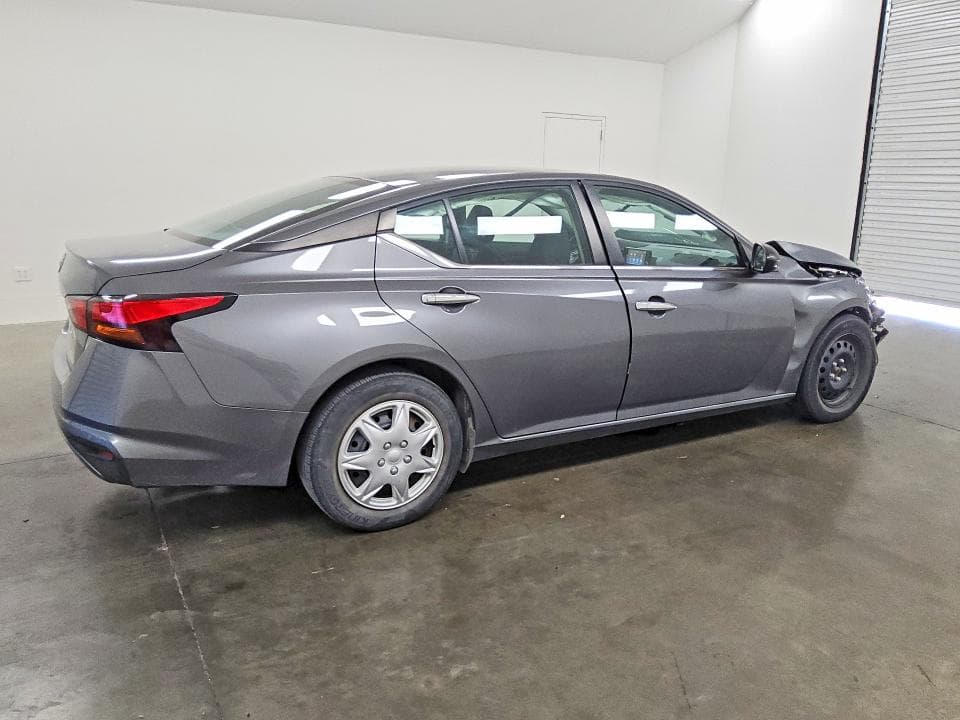2024 NISSAN ALTIMA S 3