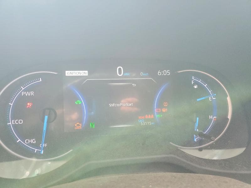 2025 TOYOTA RAV4 HYBRID XLE 9