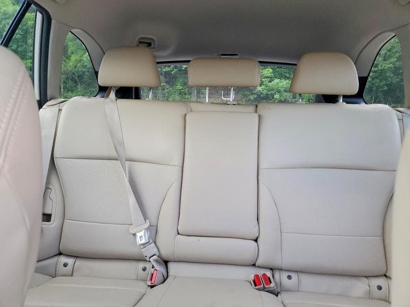 2017 SUBARU OUTBACK 3.6R LIMITED 10