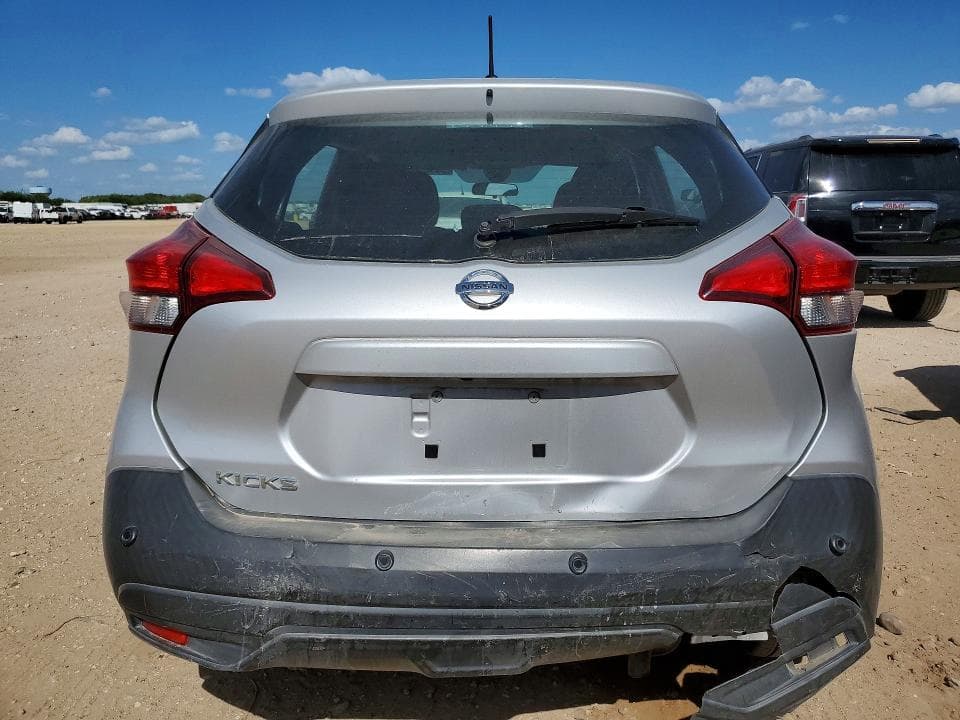 2020 NISSAN KICKS S 6