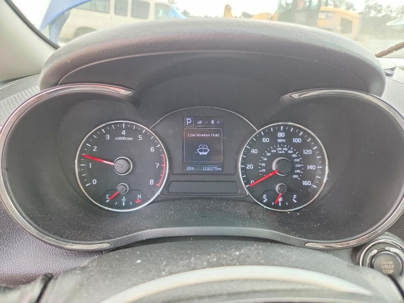 2017 KIA FORTE EX 9