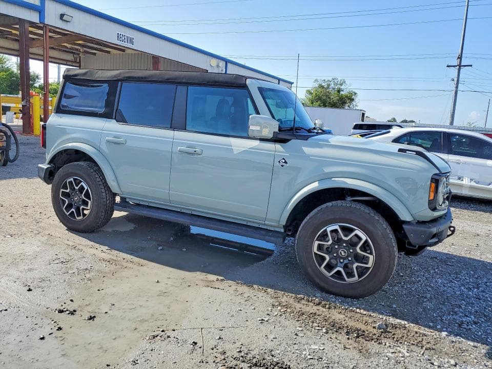 2023 FORD BRONCO BASE 4
