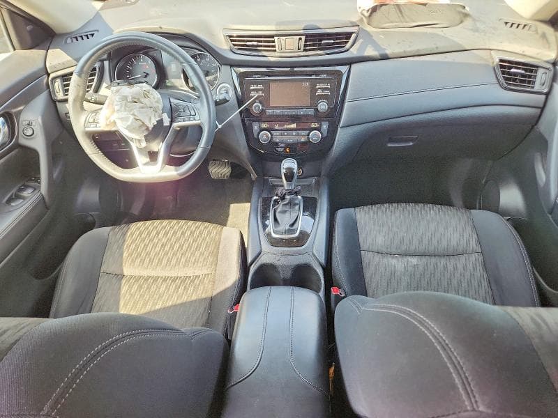 2017 NISSAN ROGUE SV 8