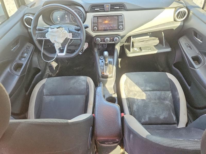 2020 NISSAN VERSA SV 8