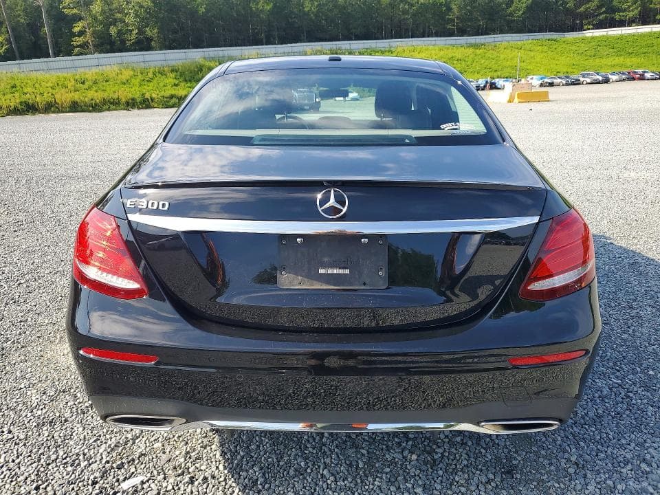 2017 MERCEDES-BENZ E 300 6