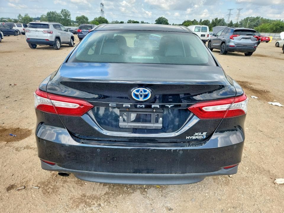 2018 TOYOTA CAMRY HYBRID XLE 6