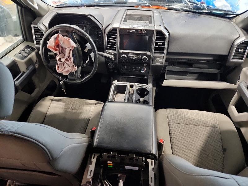2017 FORD F150 SUPERCREW 8