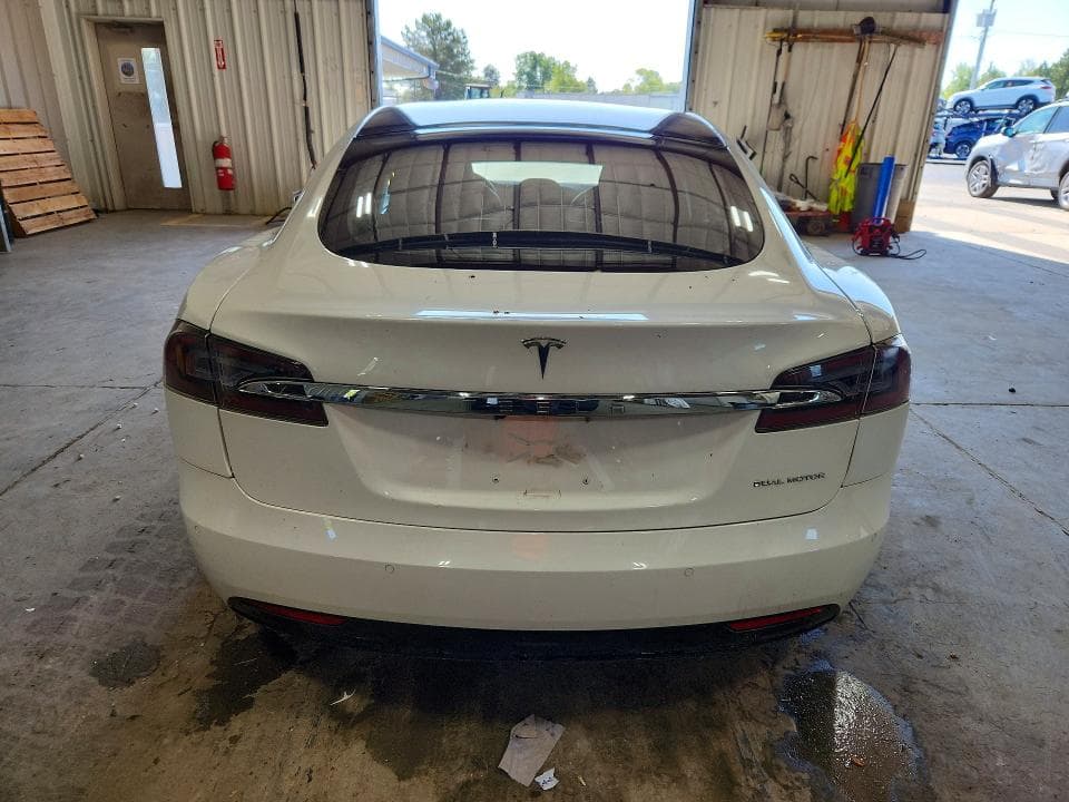 2020 TESLA MODEL S 6