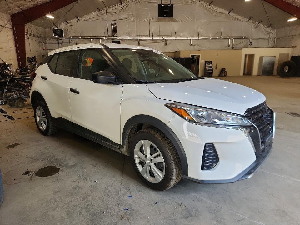 2024 NISSAN KICKS S 4