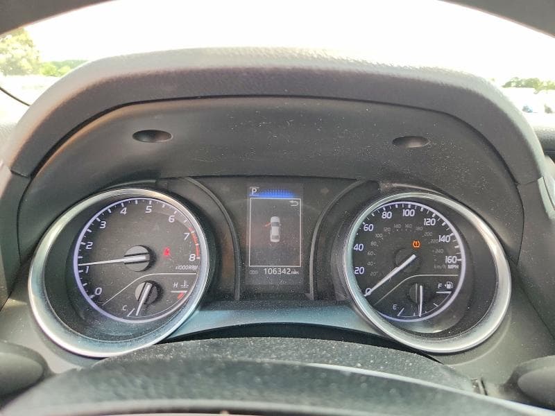 2018 TOYOTA CAMRY LE 9