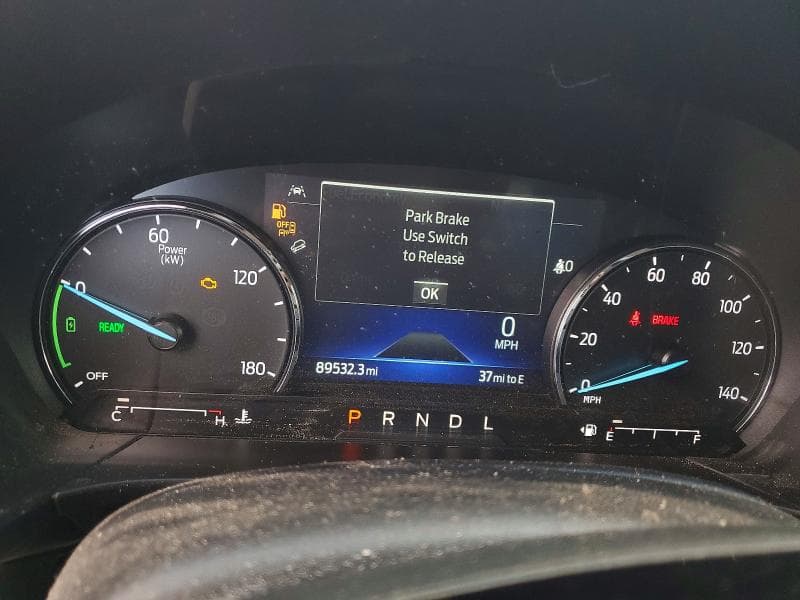 2021 FORD ESCAPE SE 9