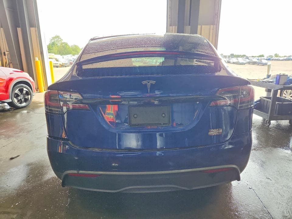 2022 TESLA MODEL X 6