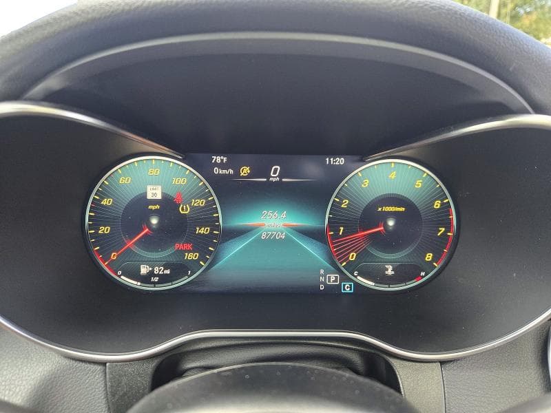 2022 MERCEDES-BENZ GLC 300 4MATIC 8