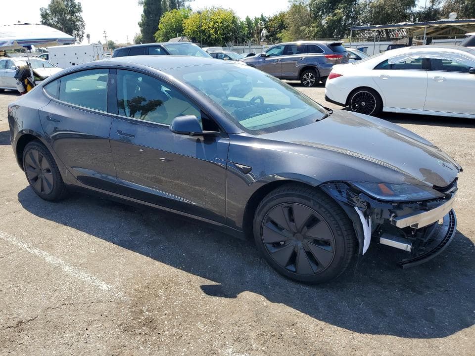 2026 TESLA MODEL 3 4