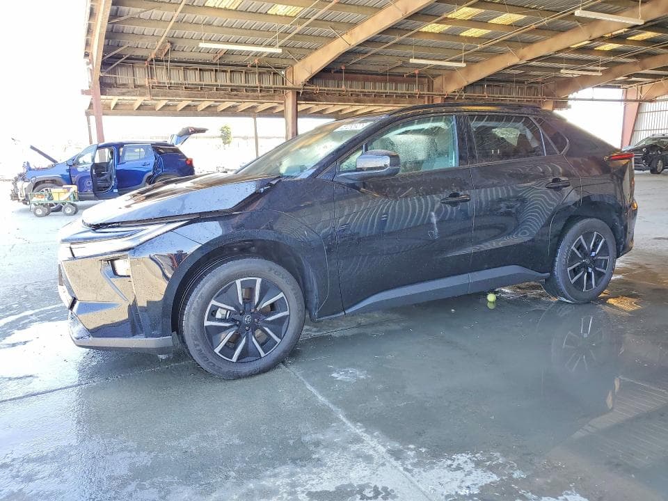 2026 TOYOTA BZ XLE PLUS - 1